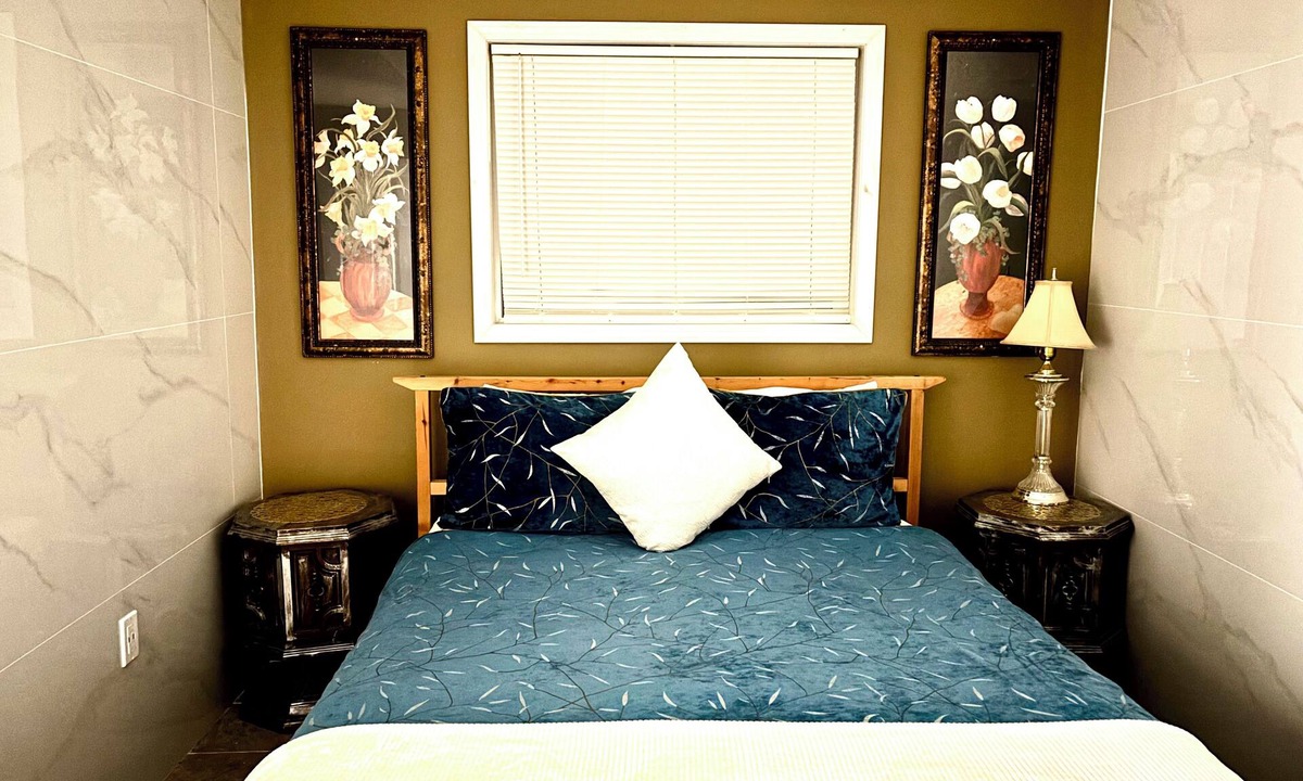 Steveston House | Cozy 1-bedroom
