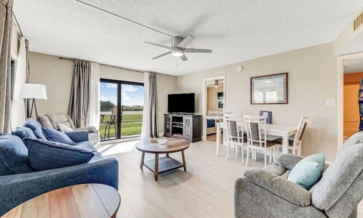 Avalon by the Sea Condo | Cozy 2-bedroom condo with AC, WiFi in tranquil Ormond Beach