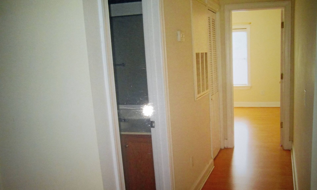 Cornelius Condo | Cozy 2-bedroom condo in peaceful Cornelius with AC