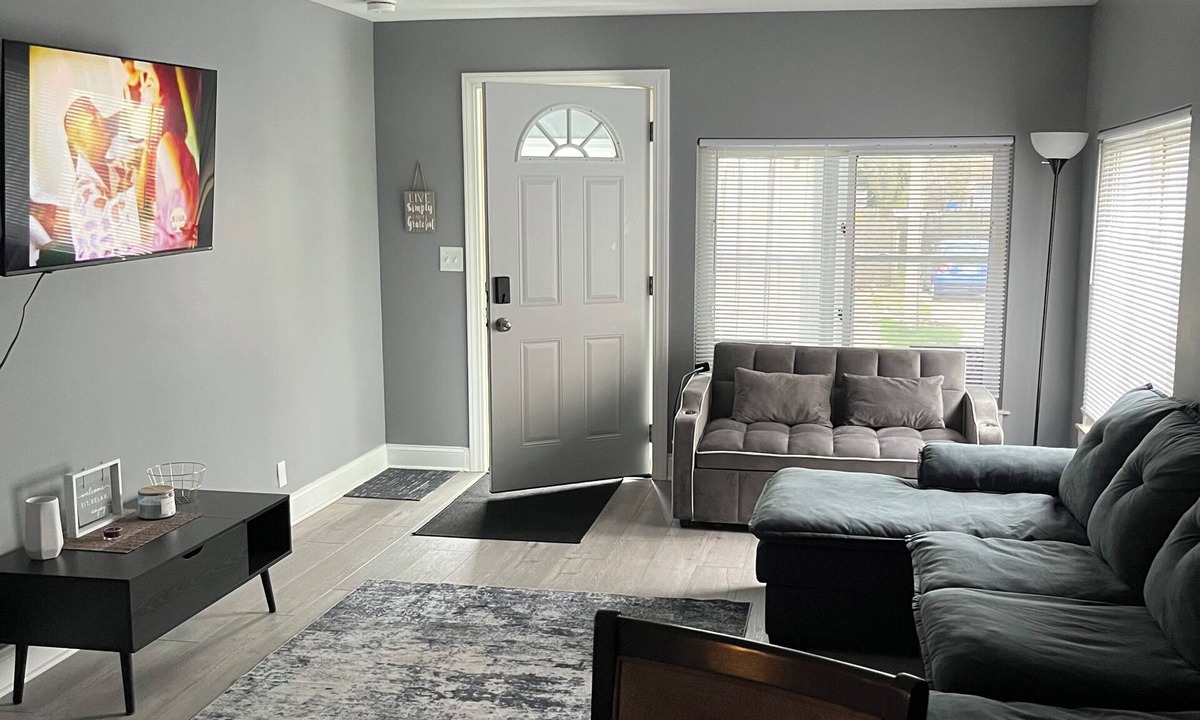 Bay City House | Cozy 2 bedroom house in peaceful Bay City, great location