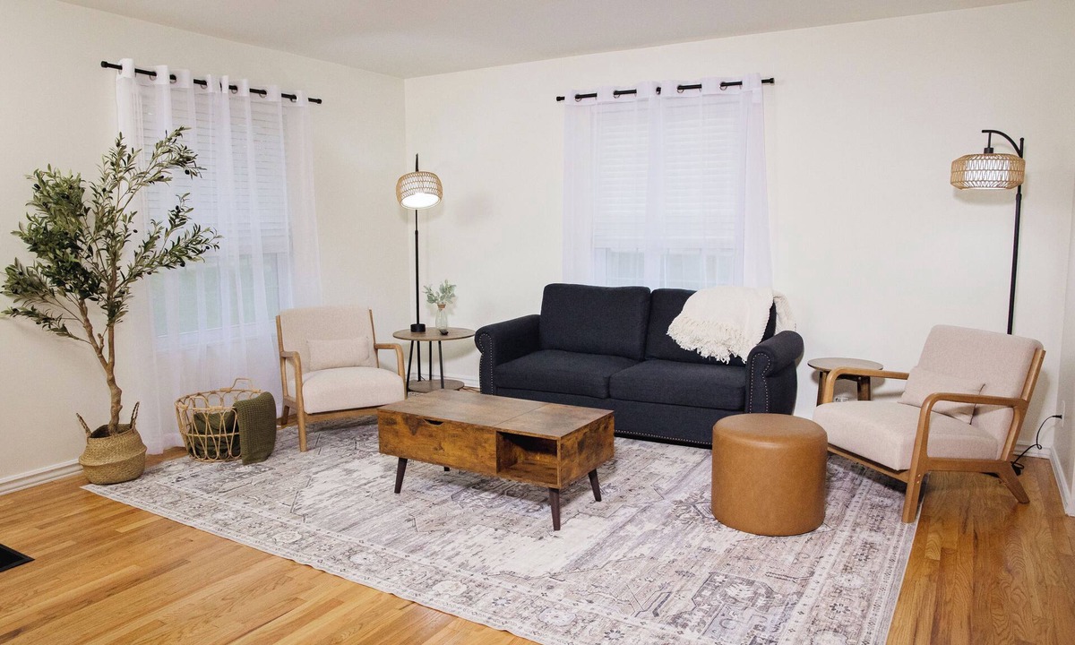 Fort Thomas Apartment | Cozy 2BR Apartment, 5-10 Min to Cincinnati!