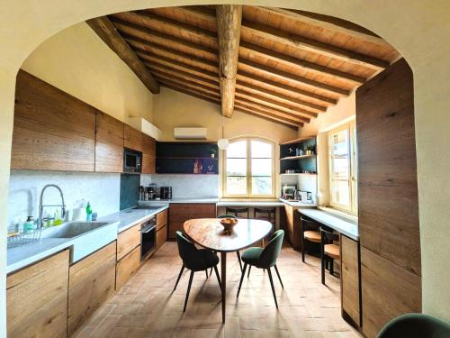 Mologno Apartment | Cozy 2BR Mountain Escape - Molazzana