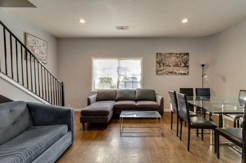 San Fernando Apartment | Cozy 3 bedroom San Fernando Valley