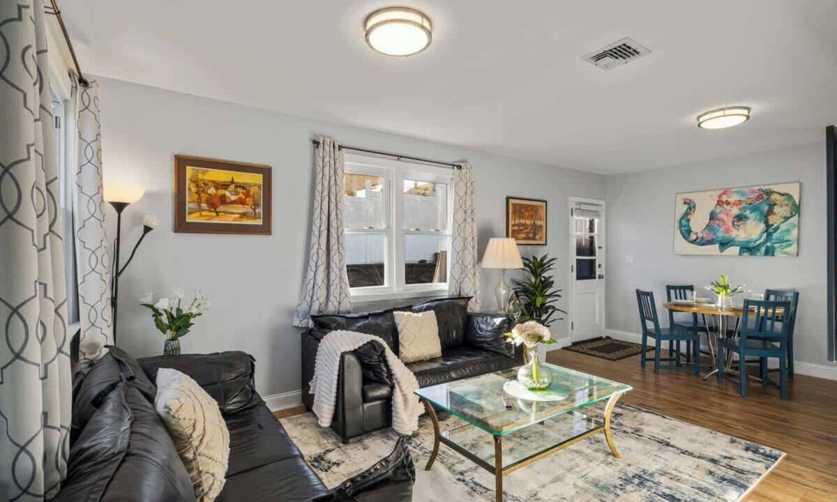 Hackensack House | Cozy 3BR w Parking, mins to NYC, FIFA