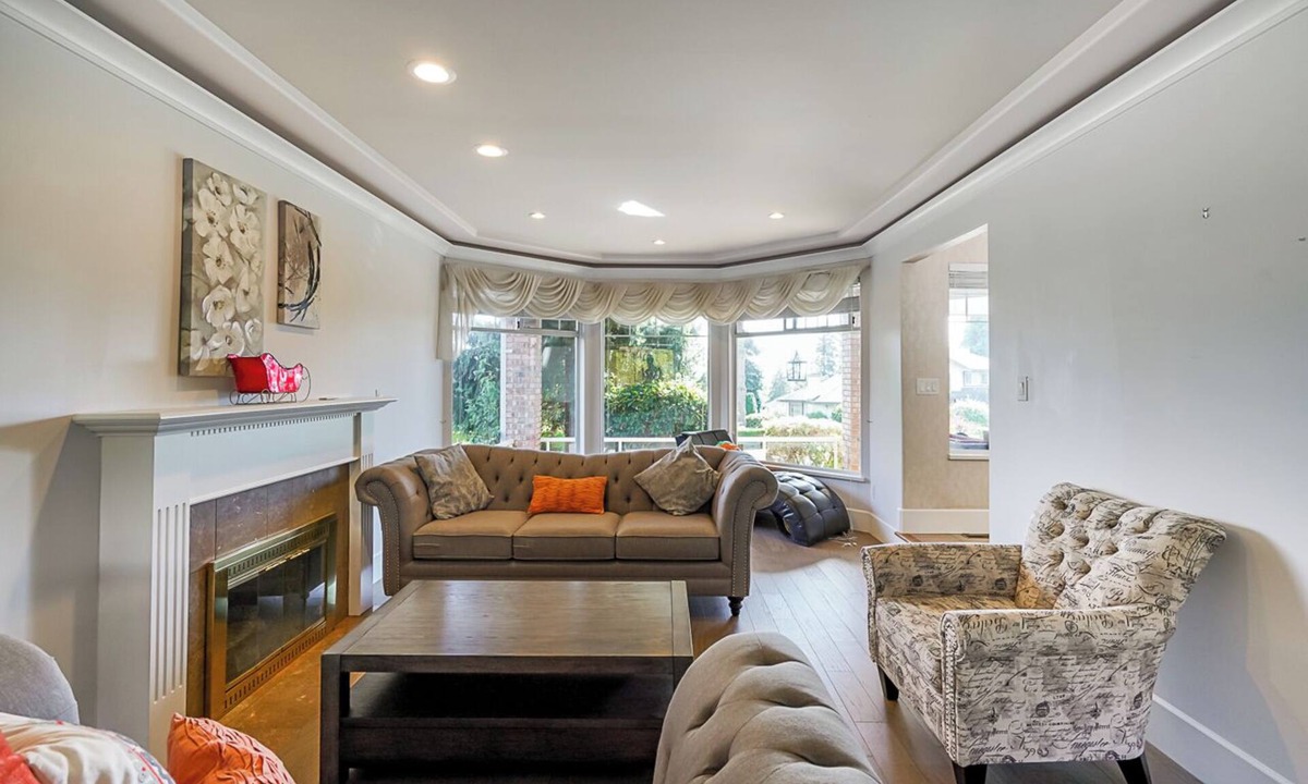 Fleetwood House | Cozy 4 beds 3 bath spacious home in one of prestigious neighbourhood for family