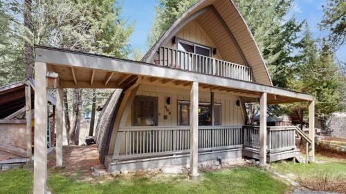 McCall House | Cozy A-Frame Cabin in Downtown McCall