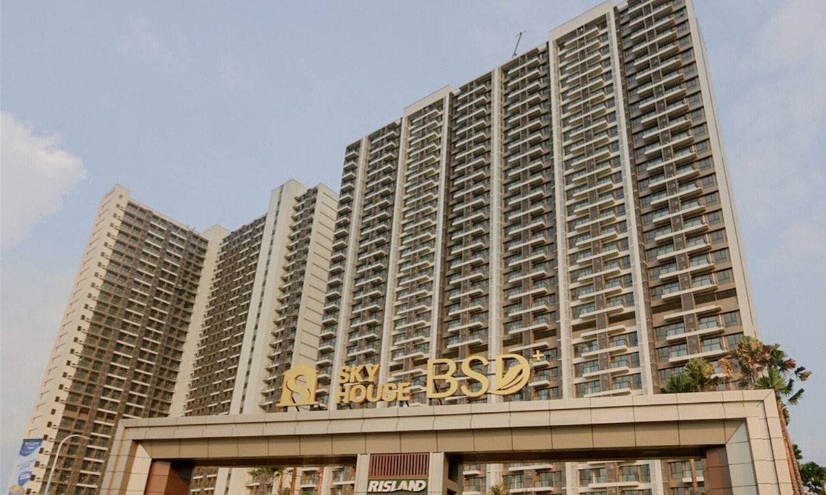 Bumi Serpong Damai Apartment | Cozy And Pool View 2Br At Sky House Bsd Apartment