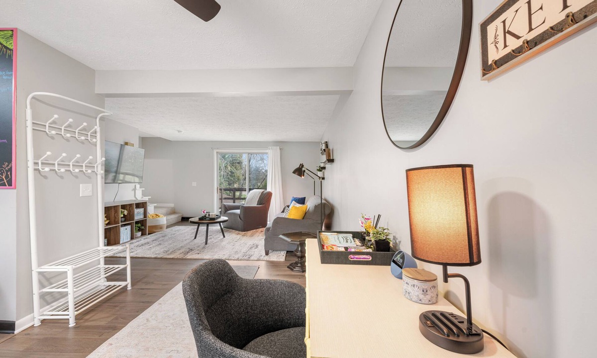 North Canton House | Cozy and Spacious 2-bedroom townhome Near Hall of Fame, CAK, Shopping and Dining