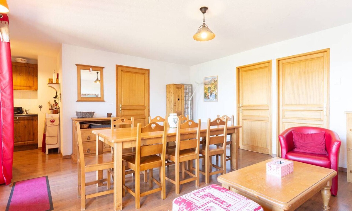 Germ Apartment | Cozy Apartment 8 pax, balcony, parking, 2 bedrooms, Peyragudes station