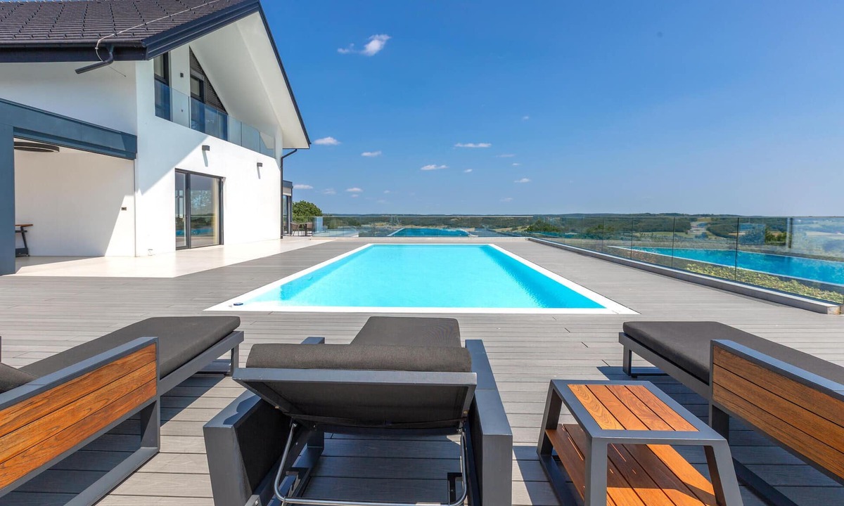 Tisina Apartment | Cozy apartment in Rogasovci with sauna