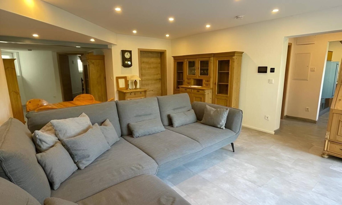 Wernberg-Koeblitz Apartment | Cozy basement apartment with spacious living room and green outdoor area