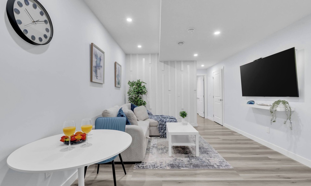 Calgary House | Cozy Basement Hideaway in Cornerstone – 10 Minutes from Calgary Airport
