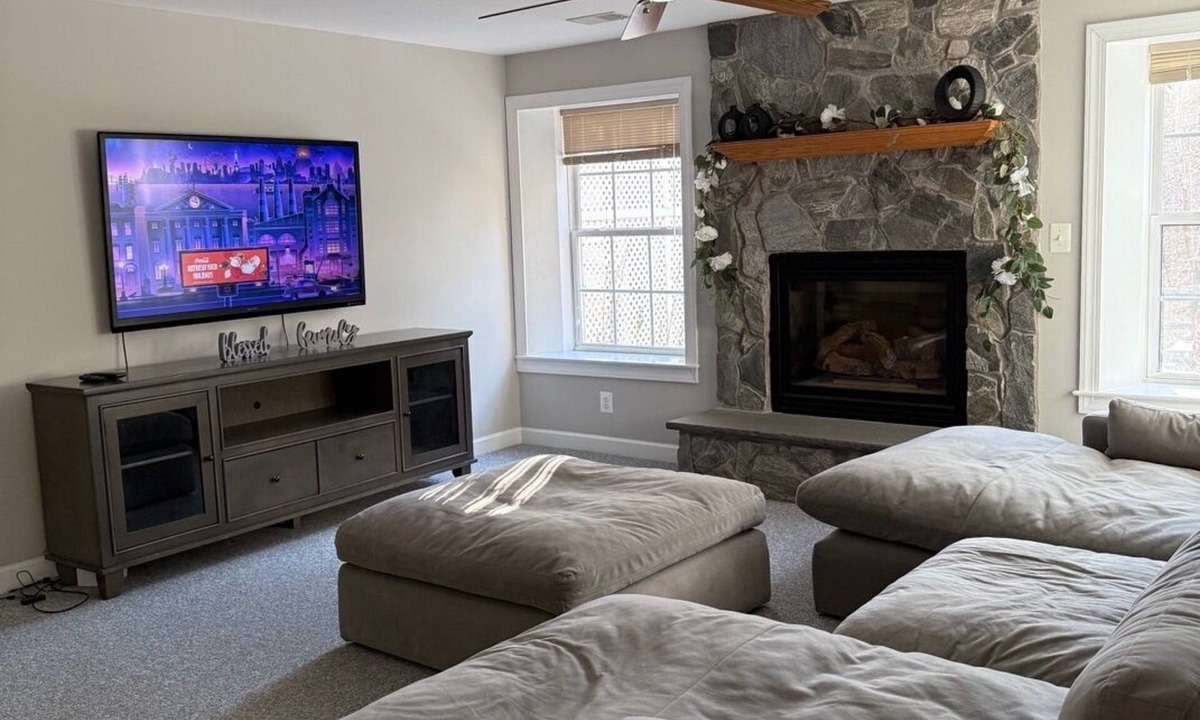 Manassas Apartment | Cozy Basement with a Private Entrance in Manassas