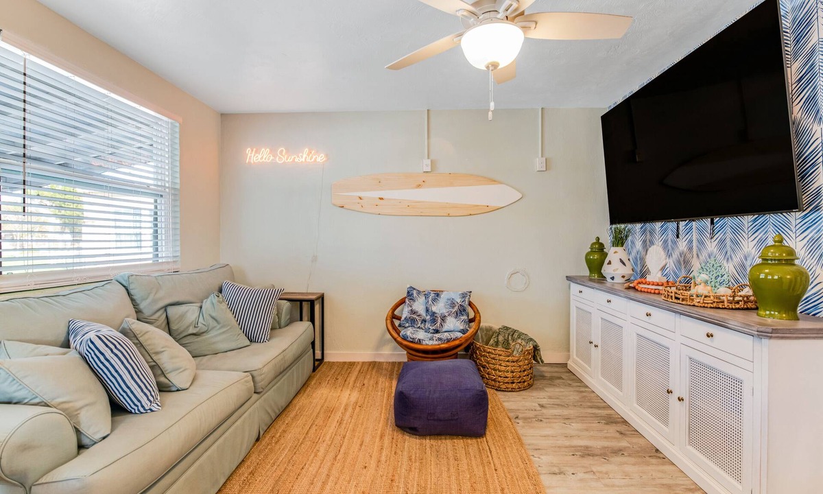 Ormond-by-the-Sea House | Cozy beach house - 5 min walk to the beach - Pet-Friendly!