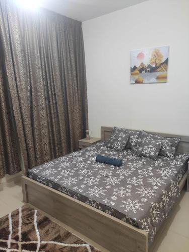 Ajman Apartment | Cozy & Beautiful Master Bedroom in Shared Apartment