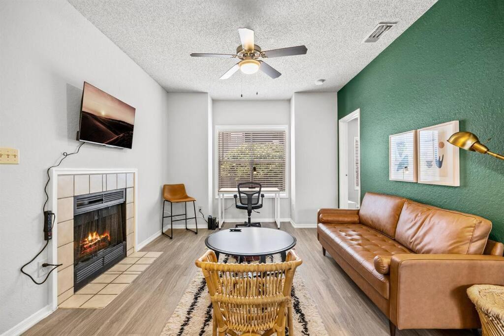 Milwood Apartment | Cozy BoHo 2bd Apartment - Cedar Park/North Austin
