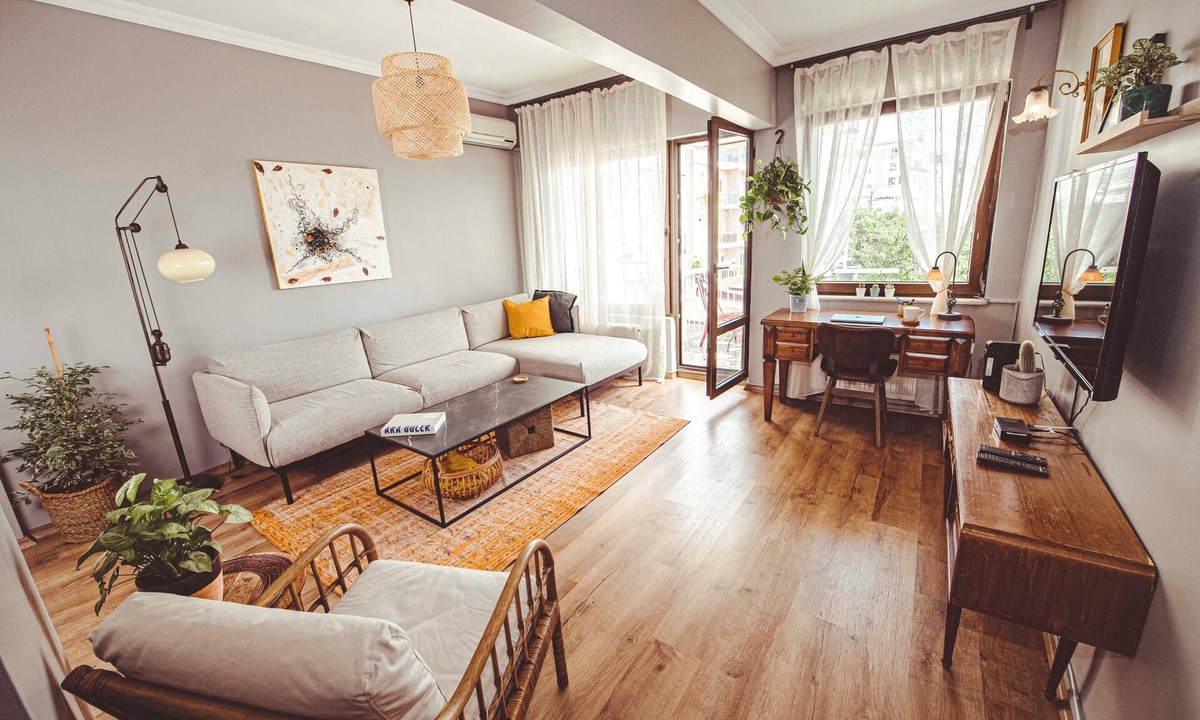 Harbiye Condo | Cozy & Bright Urban Home in Center