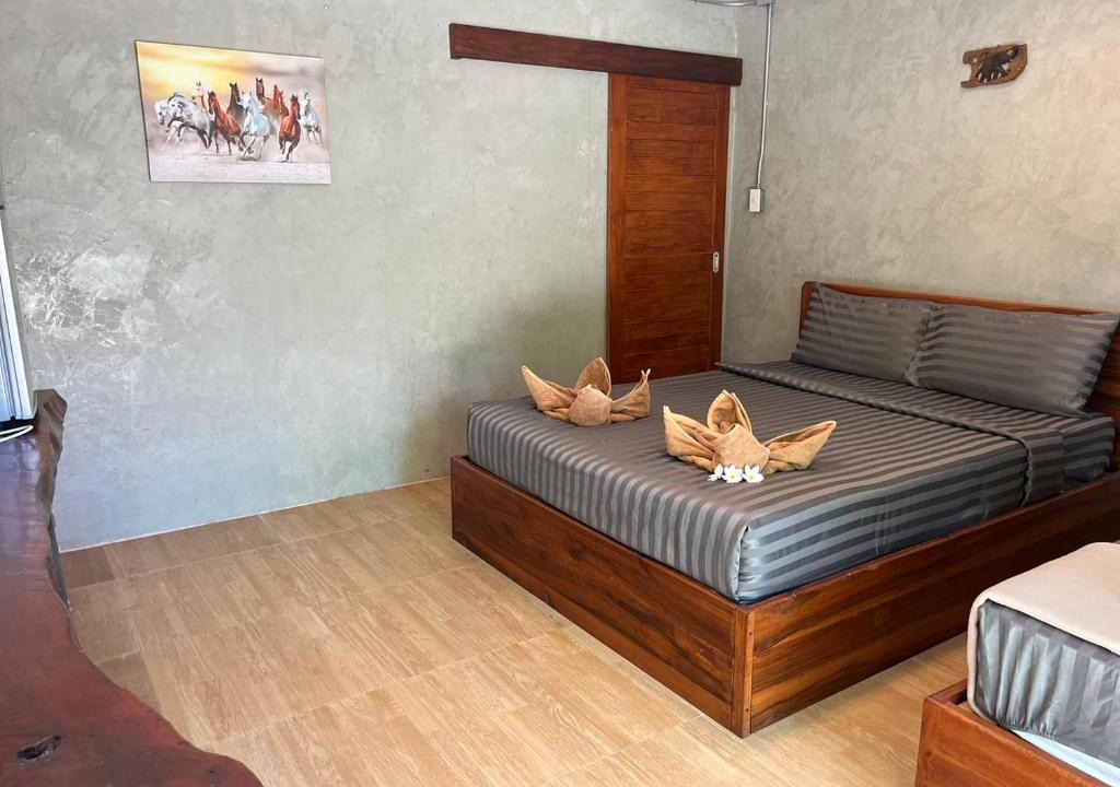 Thong Sala Hotel | cozy bungalow