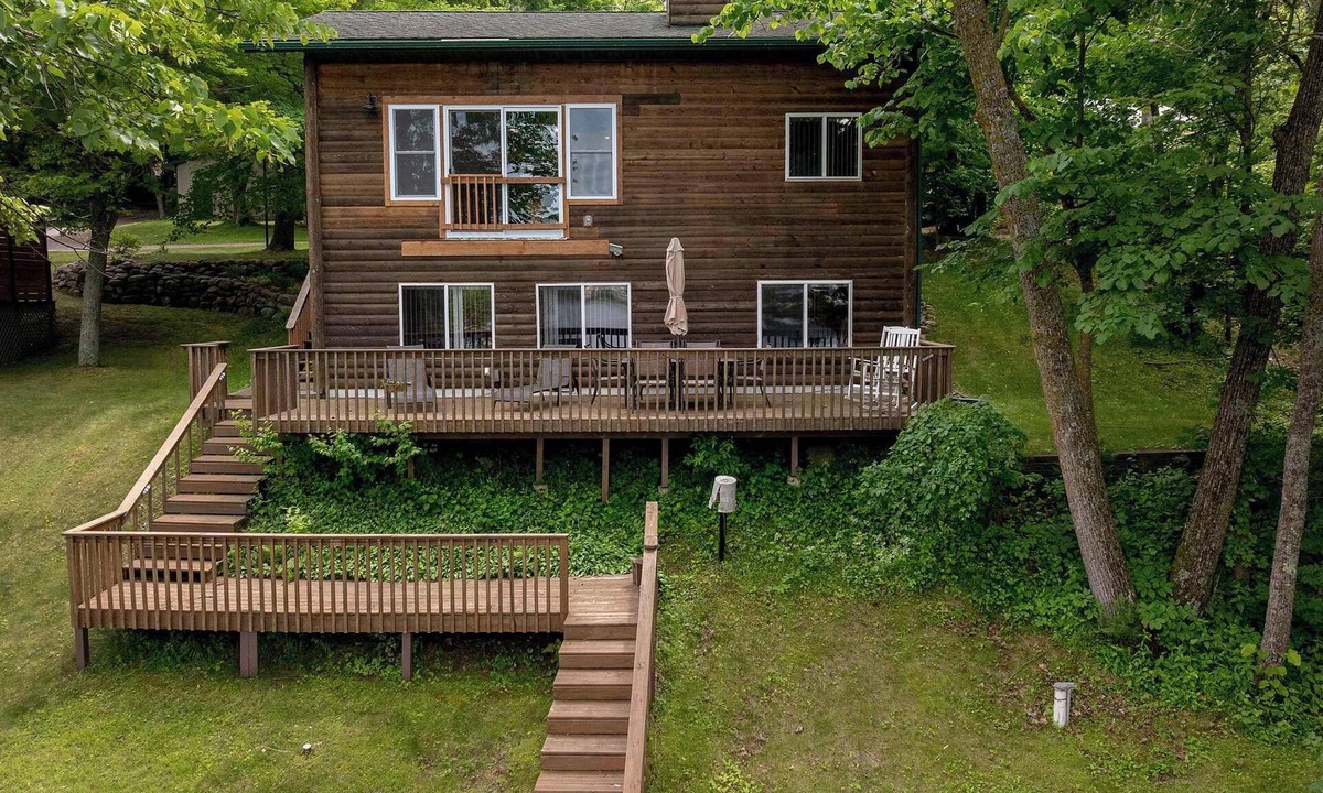 Cushing Cabin | Cozy Cabin at Fish Trap Lake