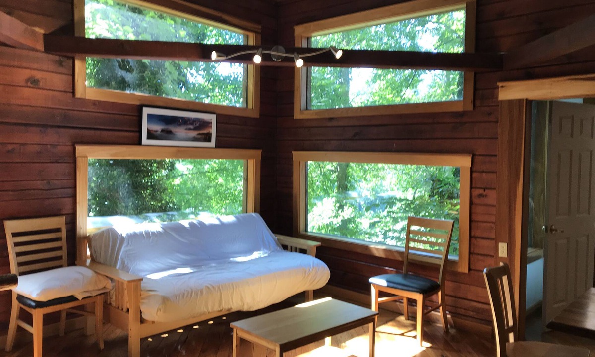 Slade Cabin | COZY CABIN Is A Centrally Located Cabin In The Red River Gorge, Ky