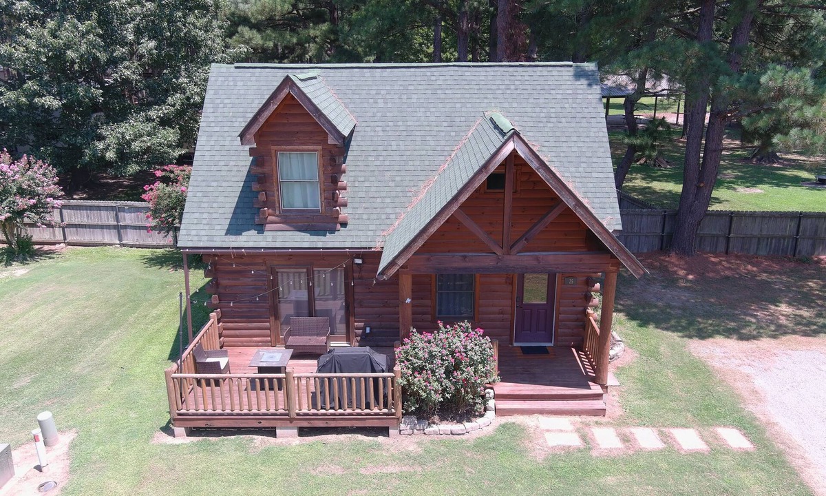 Heber Springs Cabin | Cozy Cabin Steps From The Little Red River