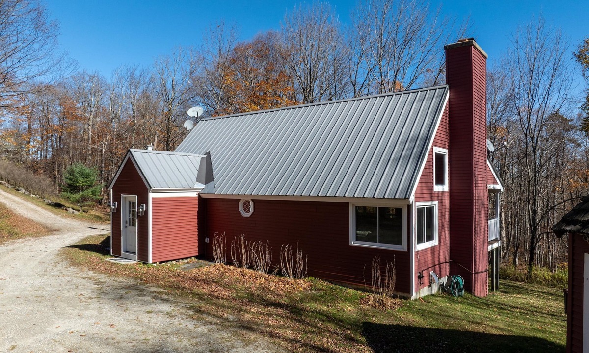 Stratton and Bromley Ski Areas House | Cozy cabin with Forest views - Minutes to Mountain