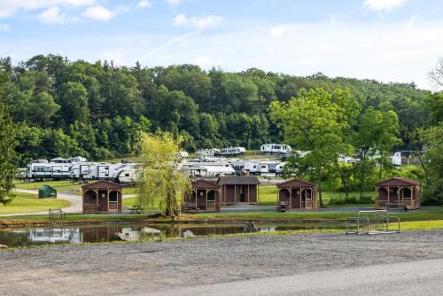 Mifflinburg House | Cozy Cabin Within Campground