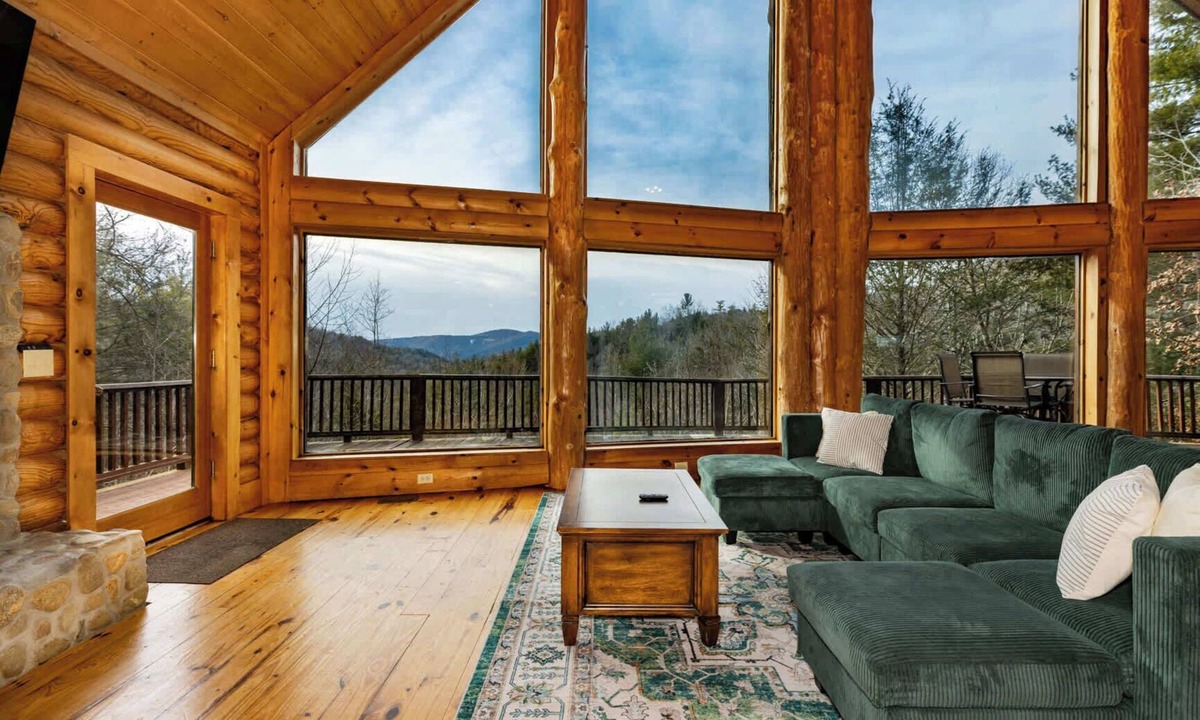 Purlear Cabin | Cozy Carolina Cabin
