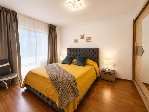 Bacau Apartment | Cozy Central Apartament