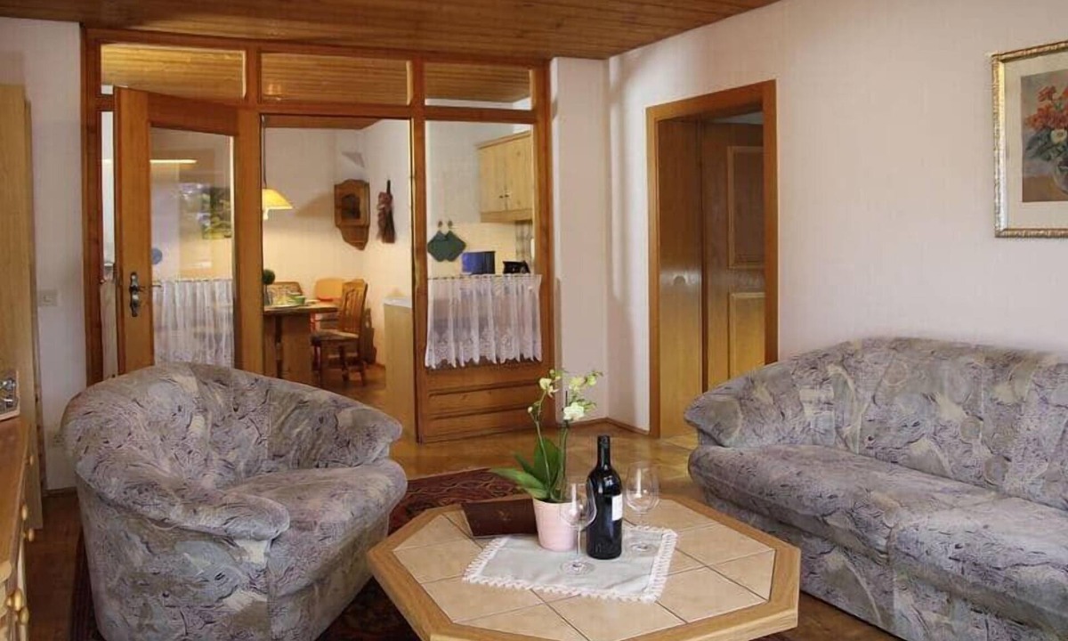Lam Apartment | Cozy, centrally located vacation home with two separate bedrooms. Bedrooms