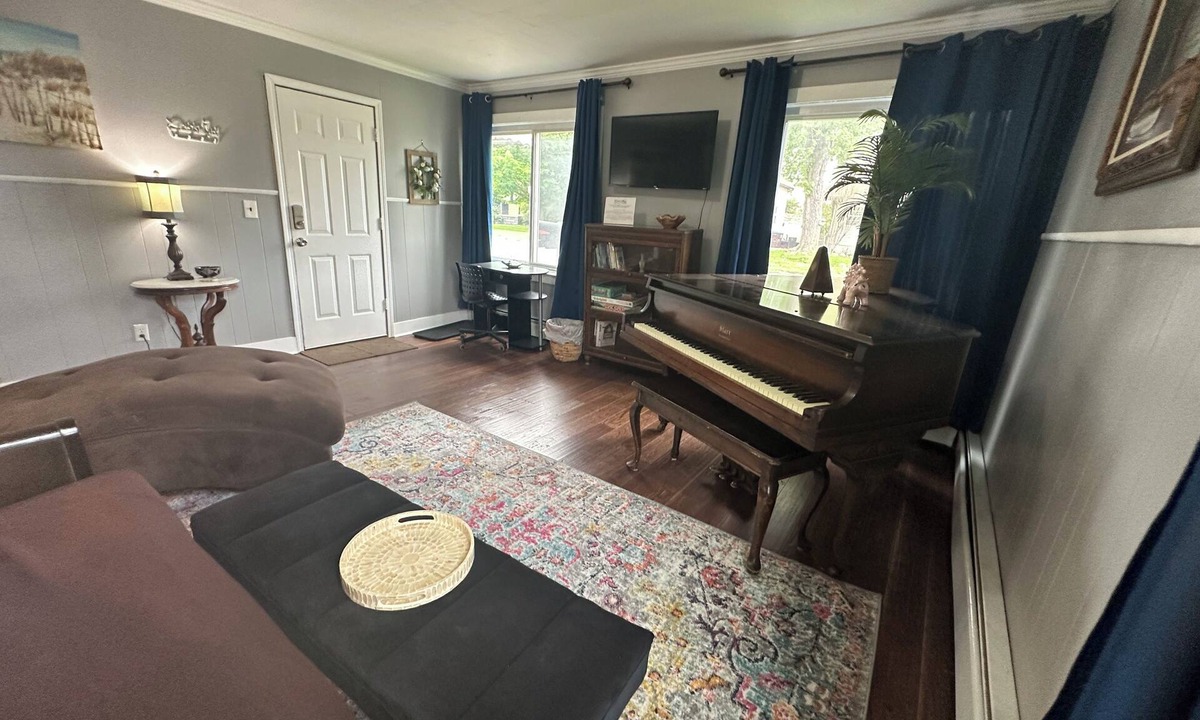 Rockwood Apartment | Cozy, Charming Riverfront Retreat #1