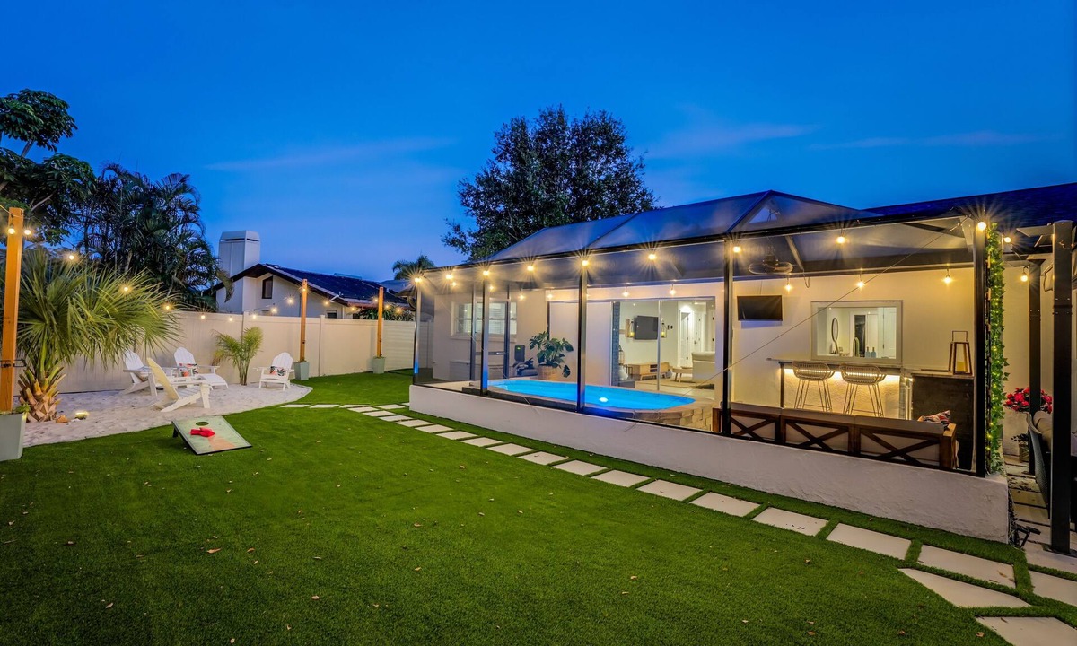 Clearwater House | Cozy Clearwater Getaway: Beach, Spa, and Luxury