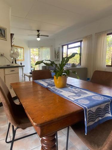 Umhlali Beach Apartment | Cozy, comfy flat just a short walk to the beach.