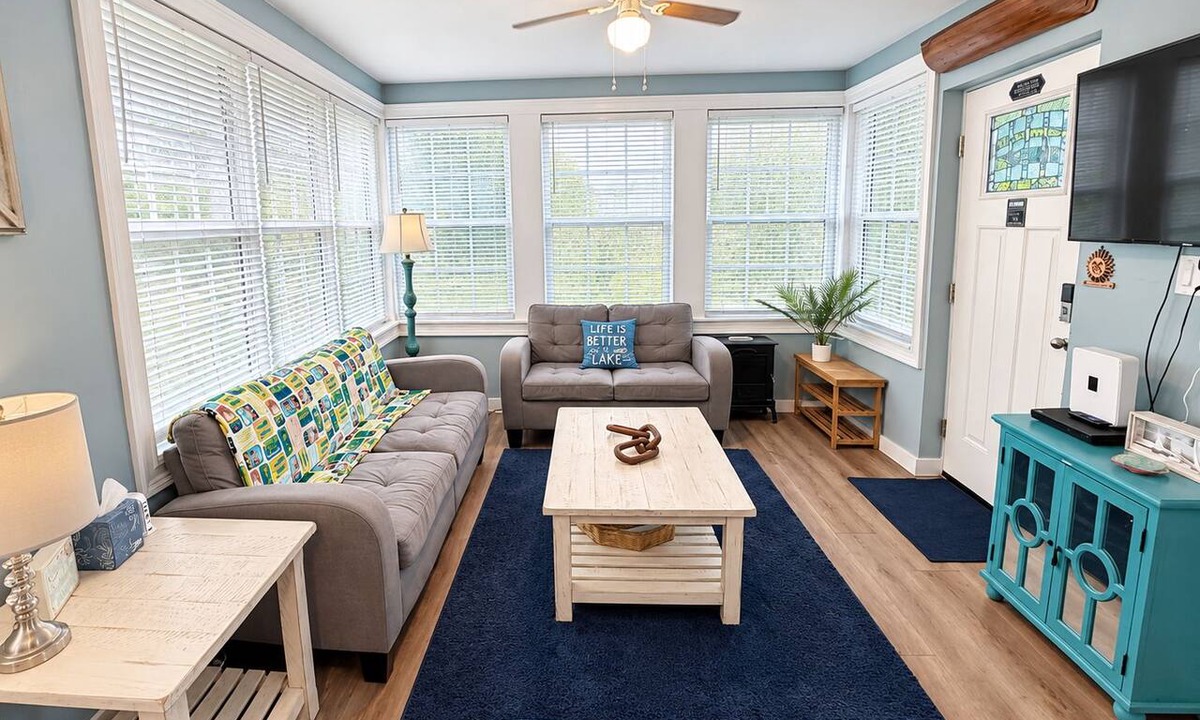 Candler Cottage | Cozy Cottage At Lake Weir