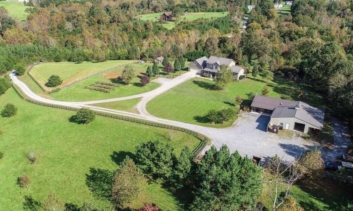 Evington House | Cozy cottage just on the outskirts of Lynchburg!