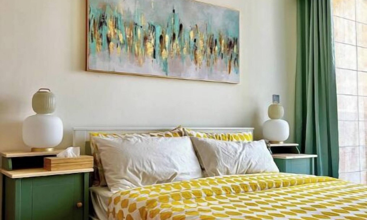 Bur Dubai Apartment | Cozy Crib!