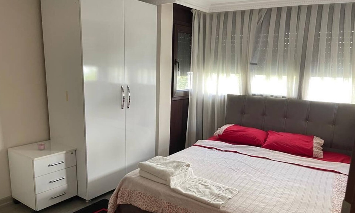 Guzeloba Mahallesi Villa | Cozy detached villa with pool