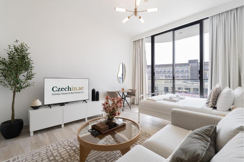 Al Barsha Apartment | Cozy & Elegant Studio, Oxford Gardens Arjan
