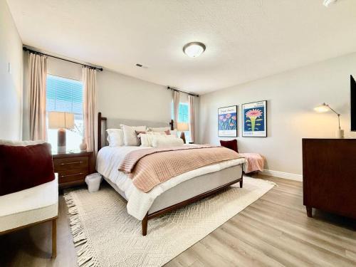 Wilmington House | Cozy Equestrian Themed Getaway in Wilmington