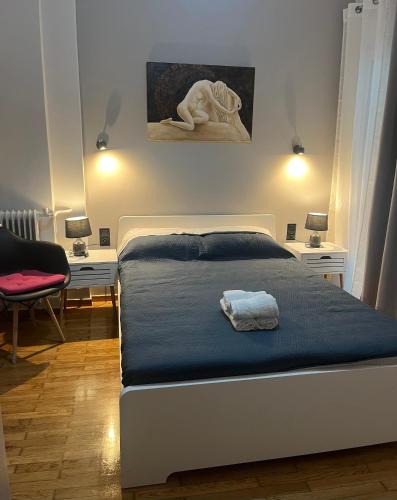 Ilisia Apartment | Cozy flat in Hilton, central Athens, 3' metro, VFM!