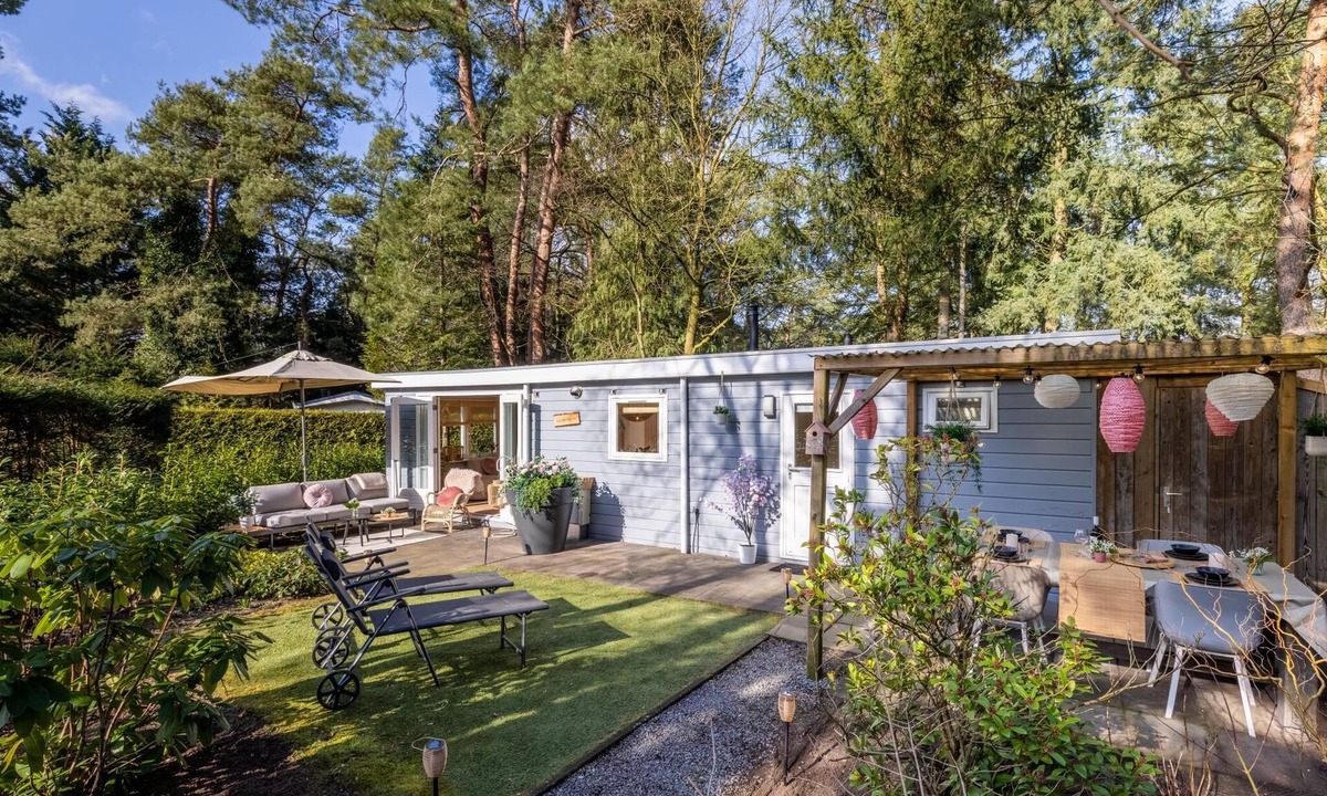 Hattemerbroek Ski Chalet | Cozy forest chalet with sunny garden & terrace