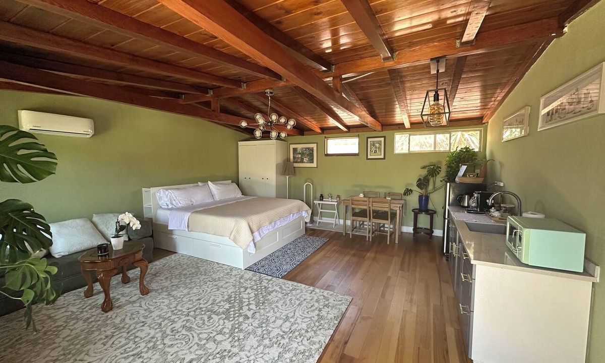 Westchester Apartment | Cozy guest house with AC near LAX airport, SoFi Stadium