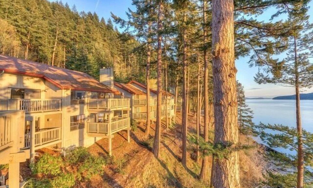 Rosario Hotel | Cozy Harborside Stay | Secluded Orcas Island Getaway- Harborside 2353