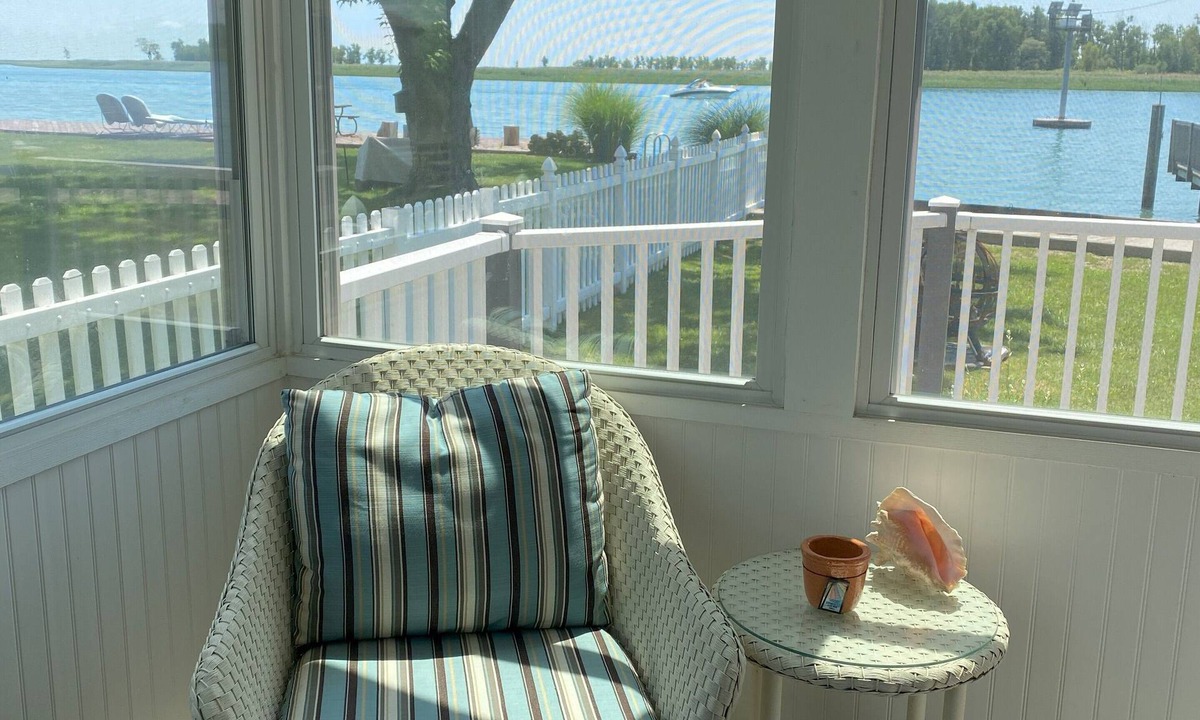 Harsens Island House | Cozy Harsens Island Home