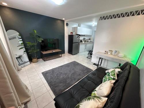 Taytay Apartment | Cozy Hideout-Free Parking, Netflix & Arcade Games
