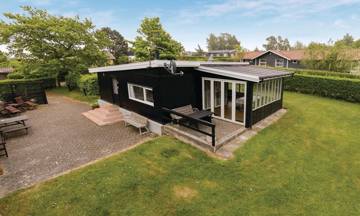 Sandvig House | Cozy home in Allinge with WiFi