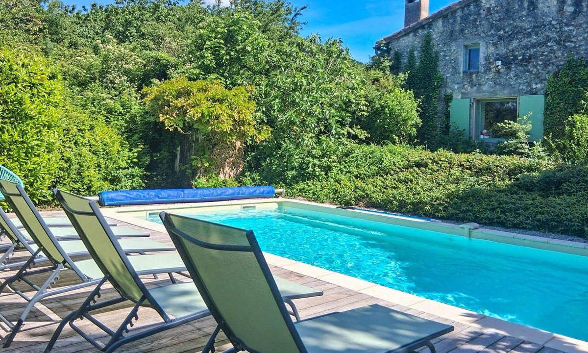 Cliousclat House | Cozy home in Cliousclat with private swimming pool, can be inside or outside