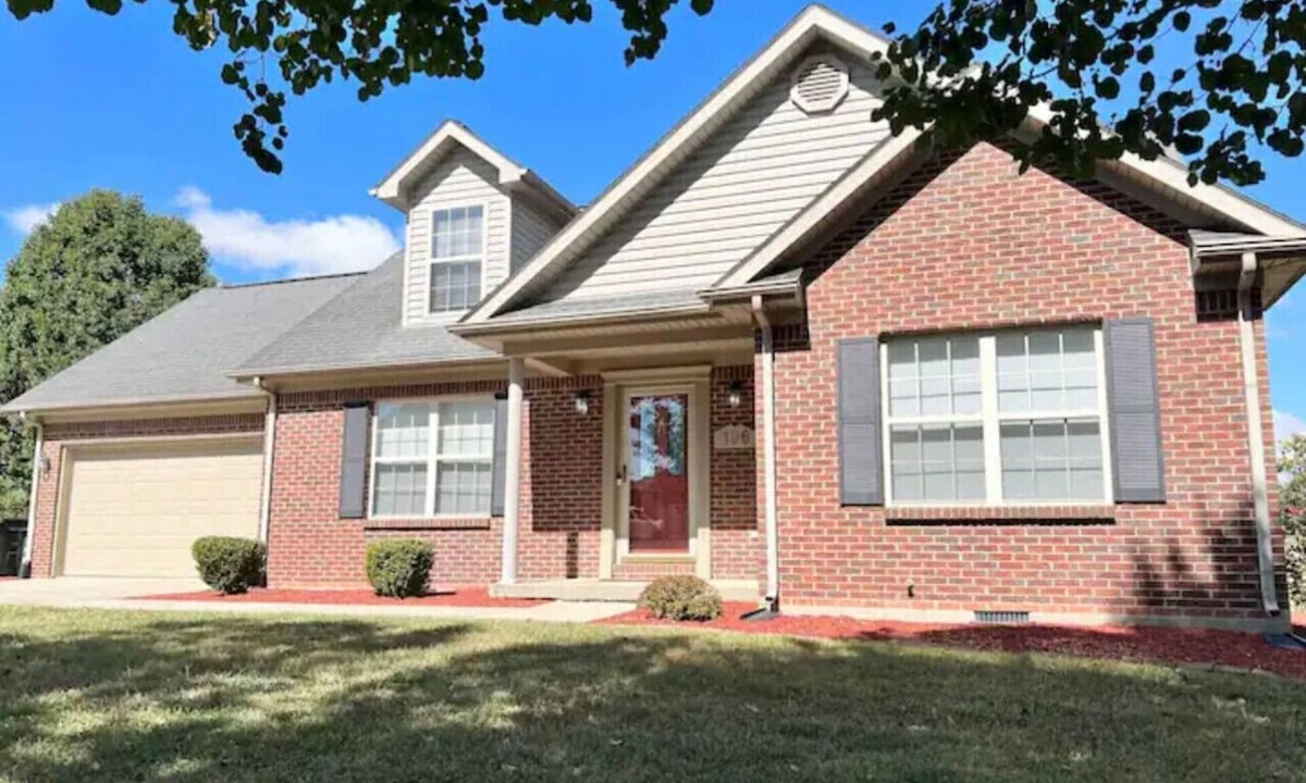 Richmond House | Cozy Home on Golf Course: Near I-75 & Buc-ee`s