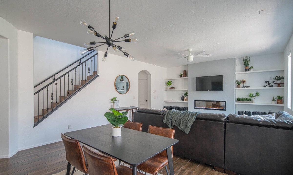 Sonoran Foothills House | Cozy Home w/Incredible Backyard, BBQ, Putting and Gas Fire Pit
