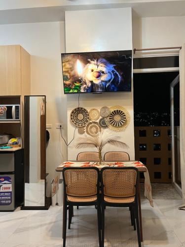 Guadalupe Apartment | Cozy Loft Studio with Balcony in Cebu City